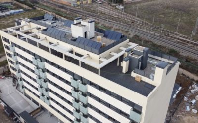 Las ventajas de tener placas solares en tu edificio